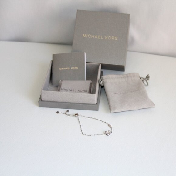 New in Box Michael Kors Sterling Silver Heart CZ Bracelet - Picture 1 of 13